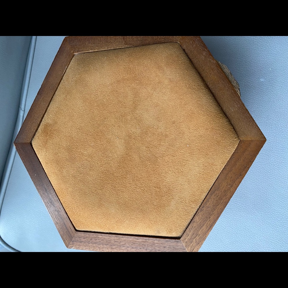 Antique Buxton Jewelry box - Picture 6 of 6